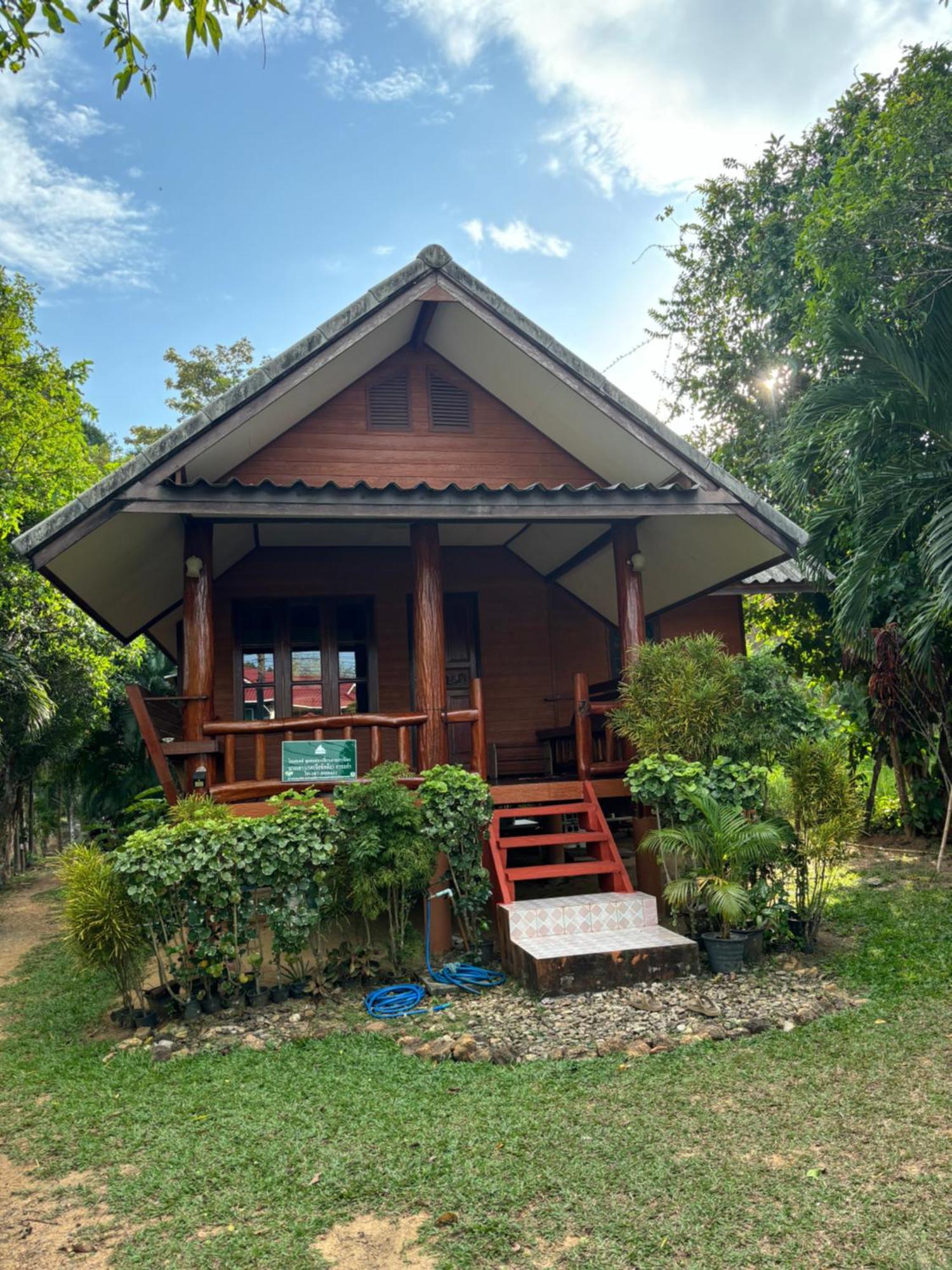 Villa Baan Ja Da Ban Nai Khlong